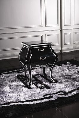 ODM Luxury European Bedroom Furniture MDF Solid Wood Frame Hand Carved Headboard